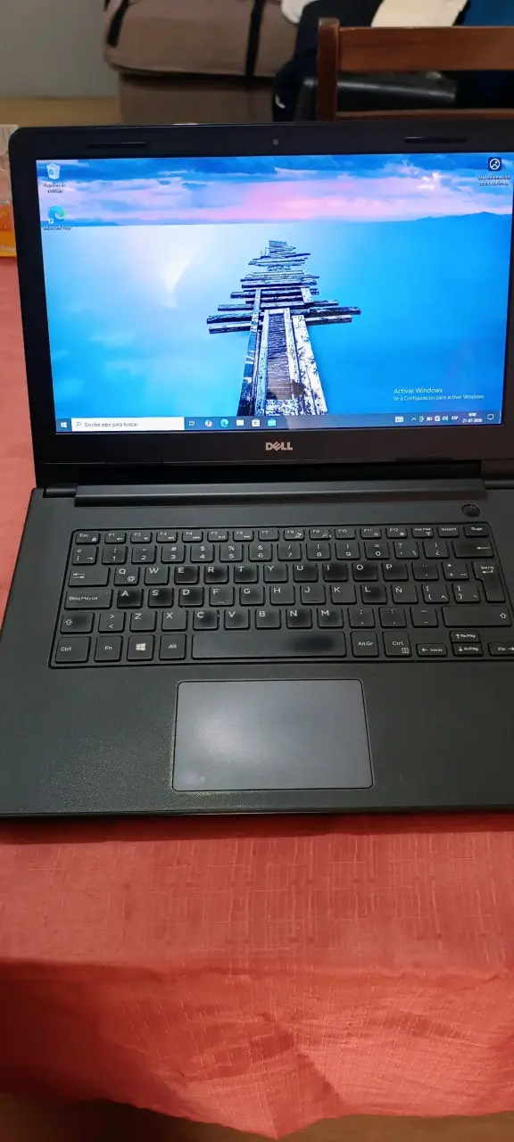 Notebook Dell de 15 pulgadas en buen estado - 3