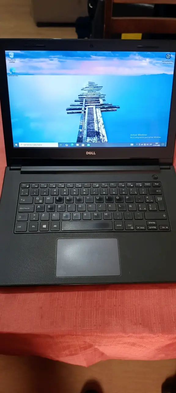 Notebook Dell de 15 pulgadas en buen estado - 4
