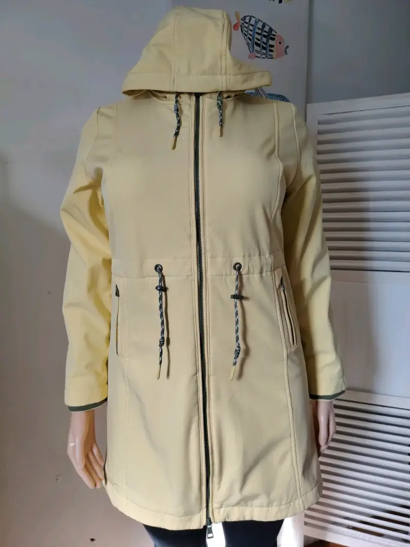 Parka amarilla con capucha para mujer - 1