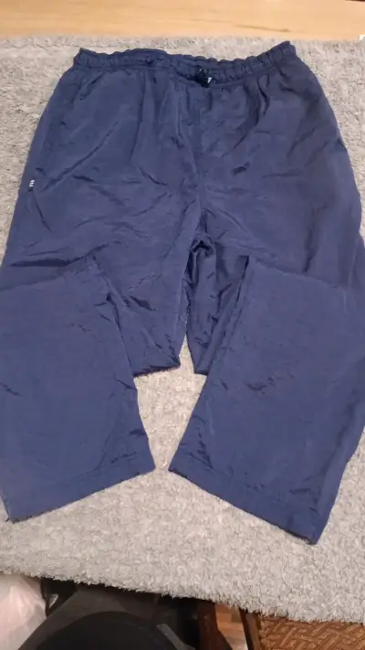 Pantalon  deportivo azul marino Adidas talla XL - miniatura 1