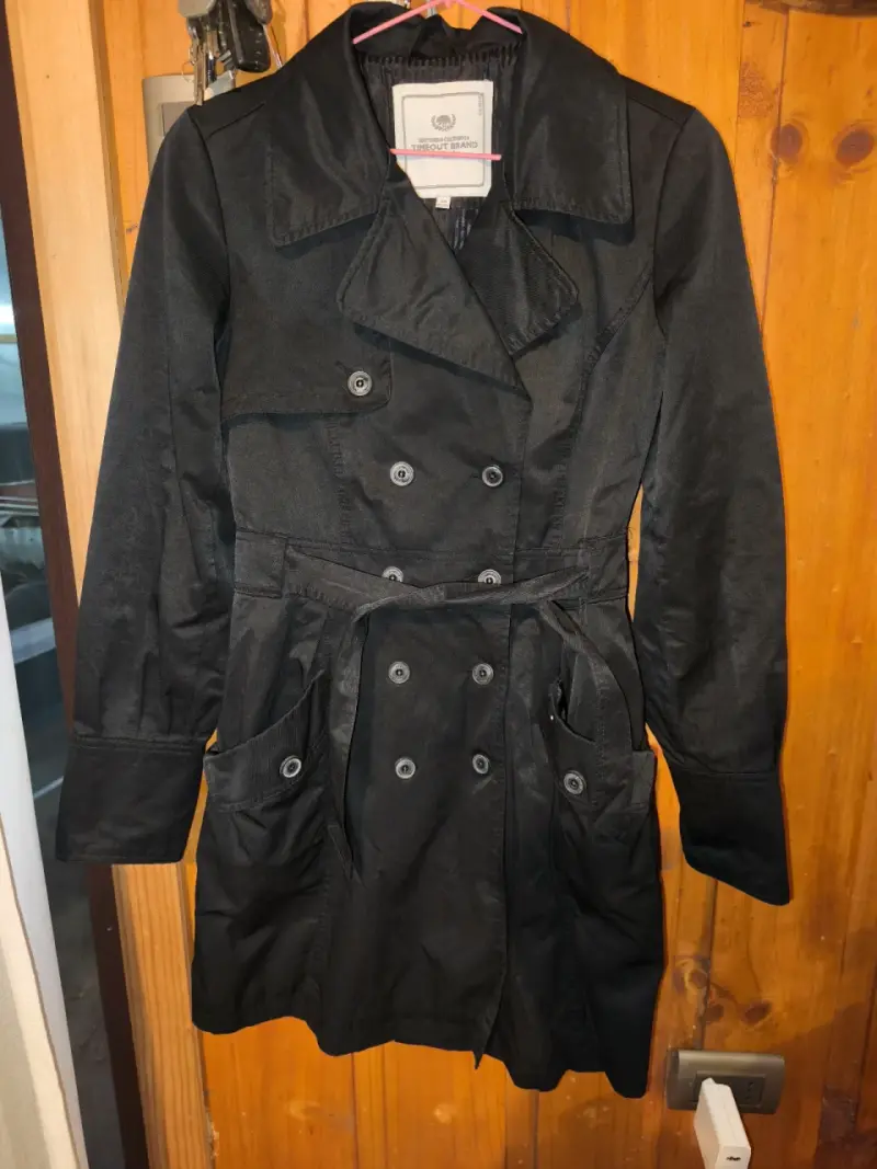 Abrigo negro de mujer Timeout Brand - 1