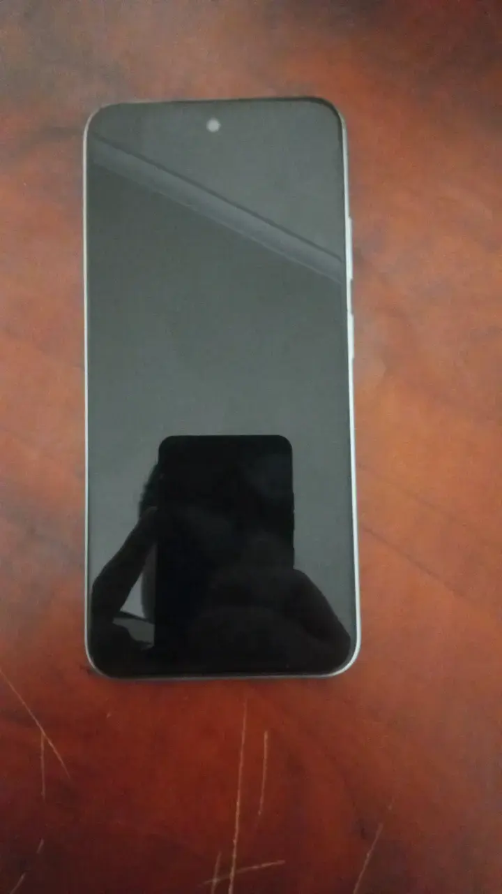 Smartphone con doble cámara trasera - 1