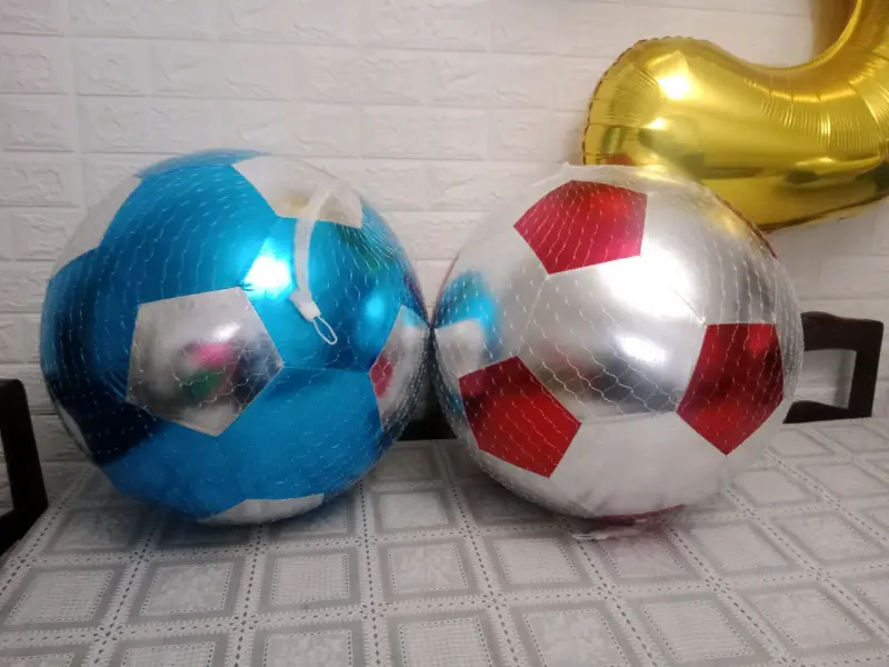 Pelotas de fútbol inflables multicolor - 2