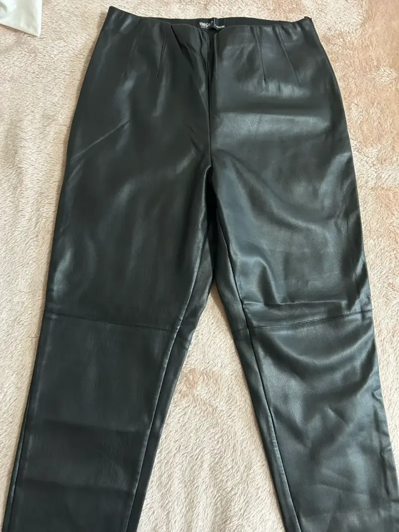 Pantalones de cuero sintético negros Mossimo - 1