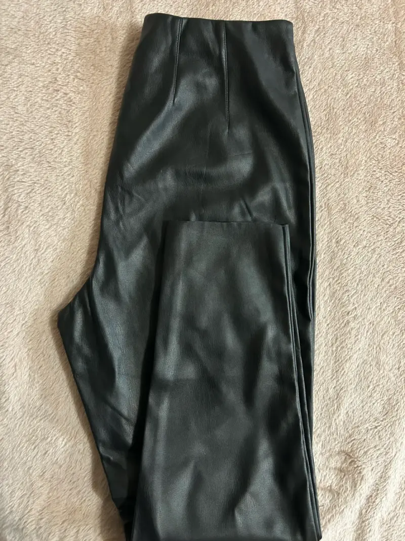 Pantalones de cuero sintético negros Mossimo - 2