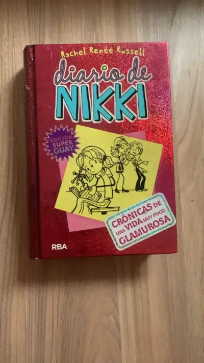 Libro Diario de Nikki Edición Super Guay - miniatura 1
