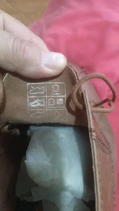 Zapatos de vestir marrones de cuero para hombre - miniatura 4
