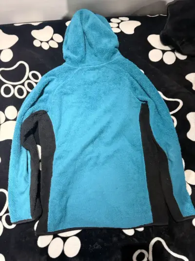 Chaqueta polar con capucha - miniatura 2