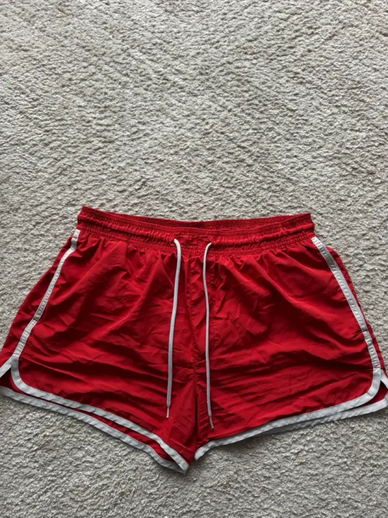 Shorts deportivos rojos H&M para hombre - 3