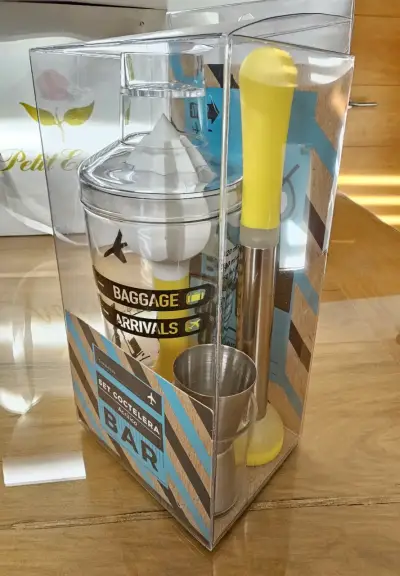 Set Cocteleríaa Acrílica con Accesorios para Bar - miniatura 1