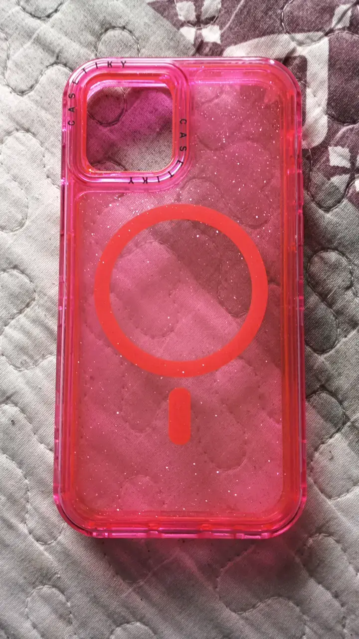 Set de fundas para celular con diseños variados. - 2