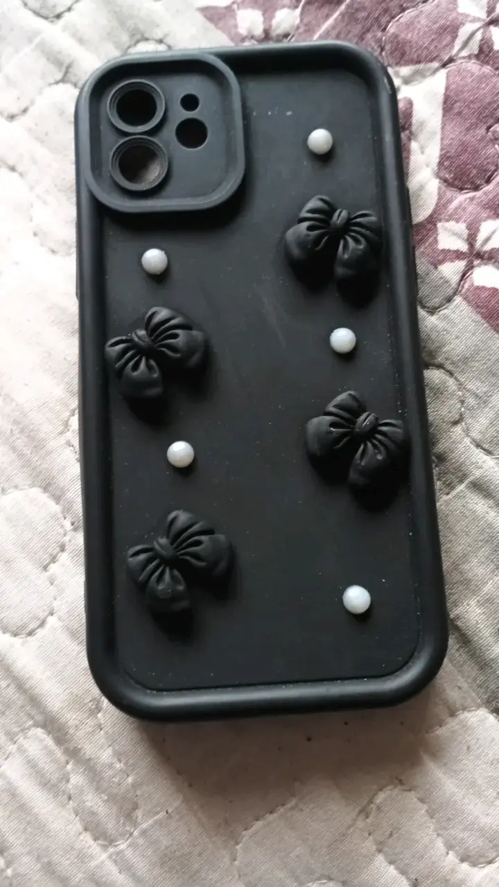 Set de fundas para celular con diseños variados. - 3