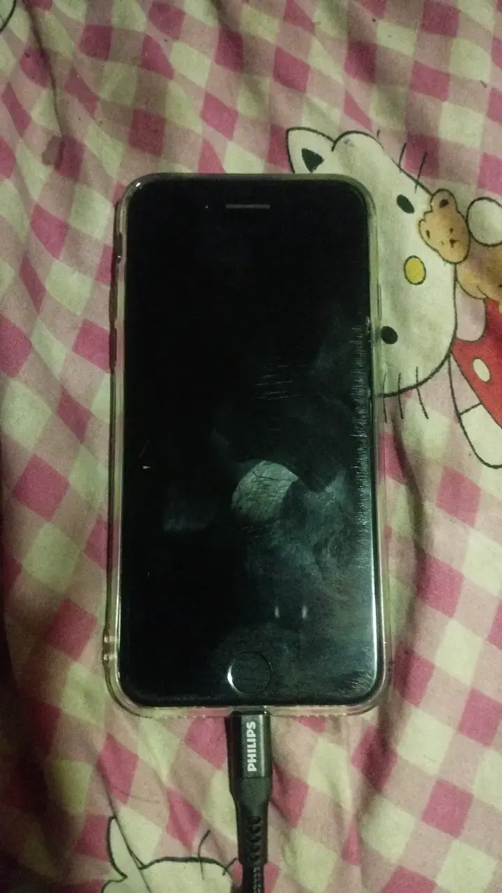 iPhone 7 en buen estado - 1