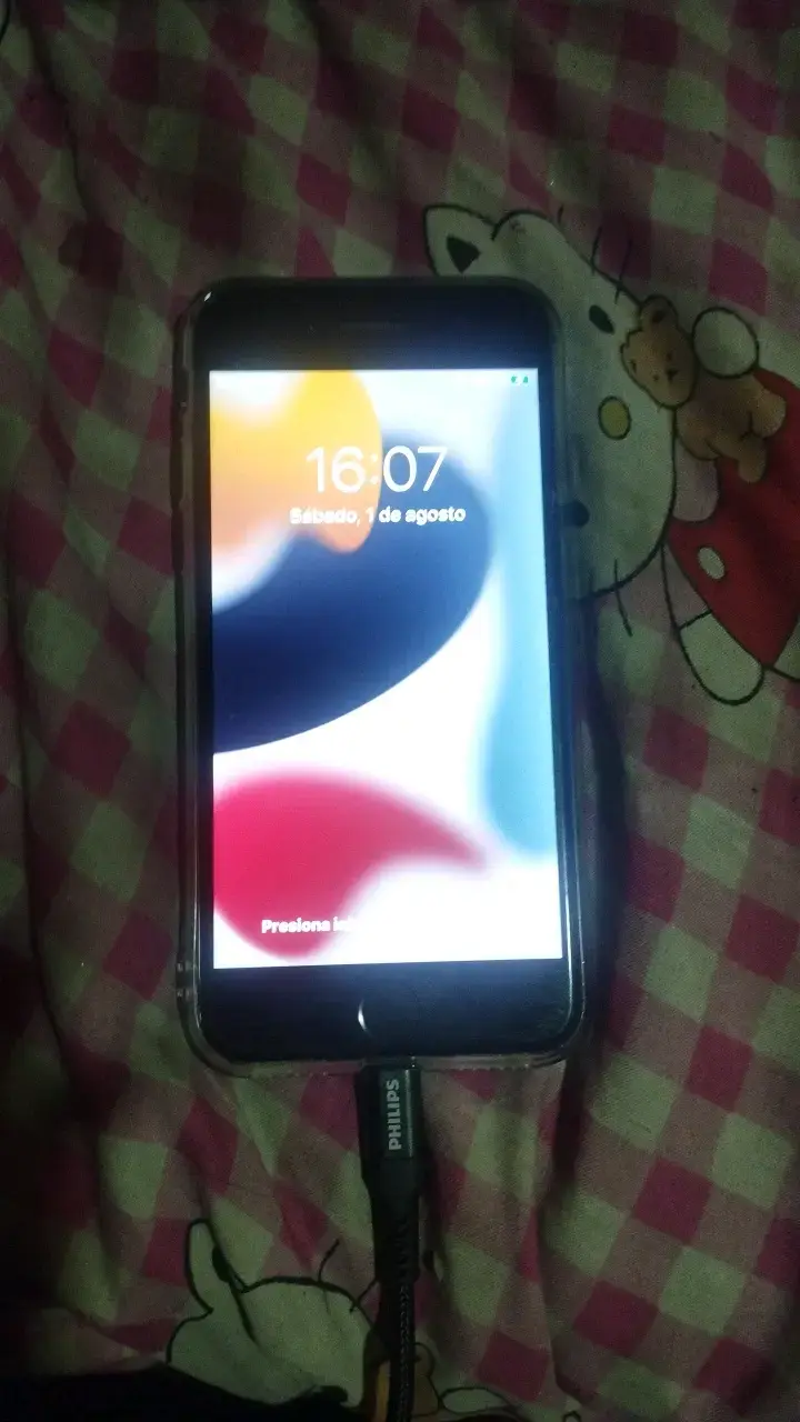 iPhone 7 en buen estado - 2