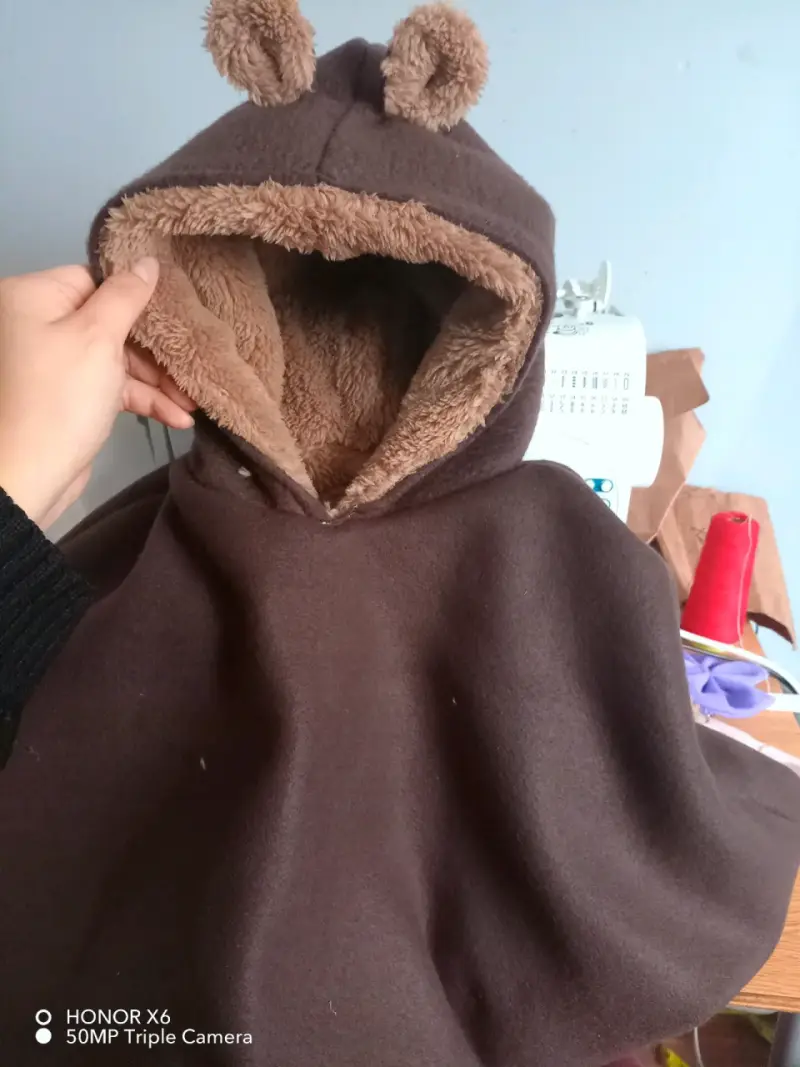 Poncho infantil con capucha y orejas - 1
