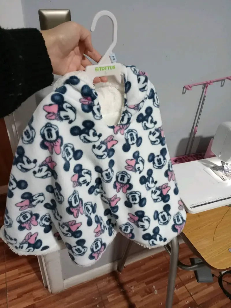 Poncho infantil con capucha y orejas - 6