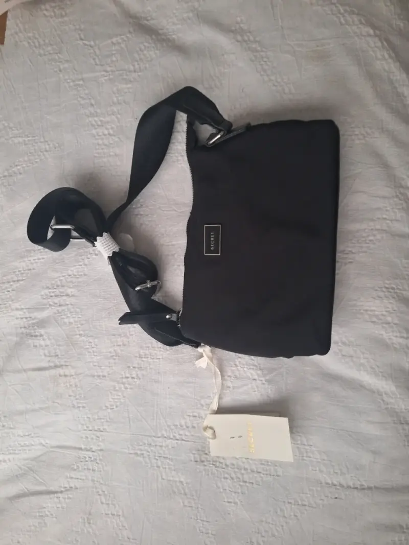 Cartera /Bolso secret - 1