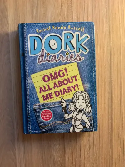 Libro Dork Diaries OMG! All About Me Diary - miniatura 1