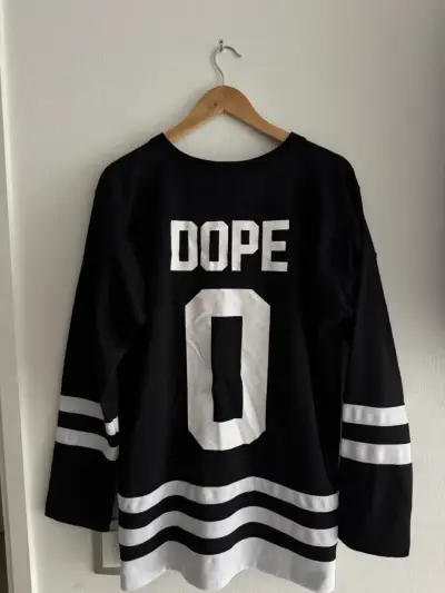 Polera Oversize Dope con Estilo Deportivo - miniatura 1