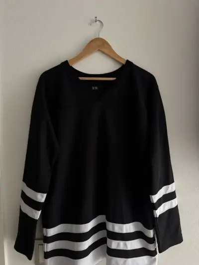 Polera Oversize Dope con Estilo Deportivo - miniatura 2