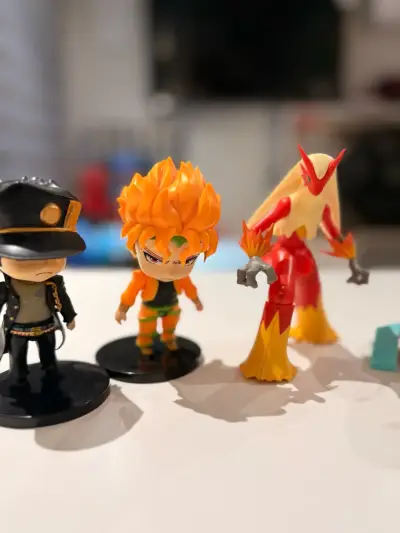 Figuras de acción Pokémon y anime - miniatura 2