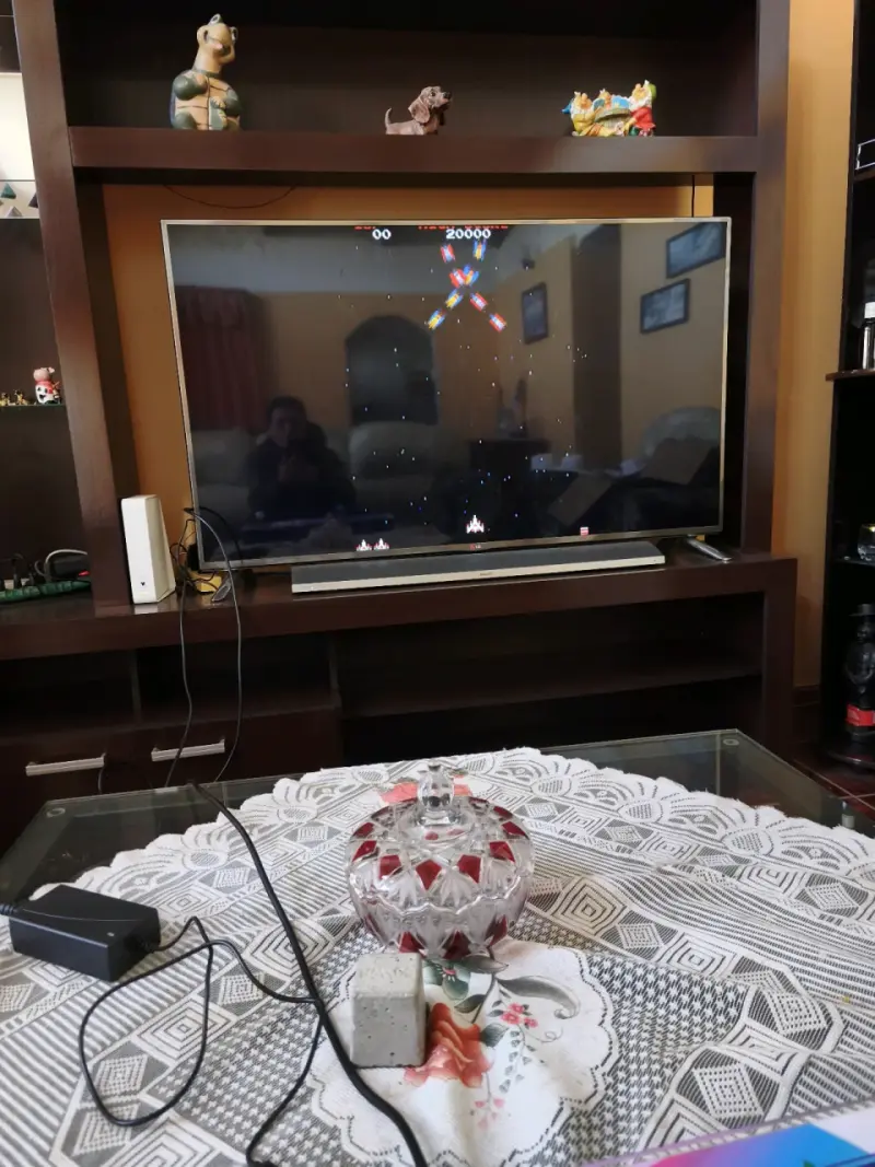 Consola Arcade Retro con Joystick y Botones - 4