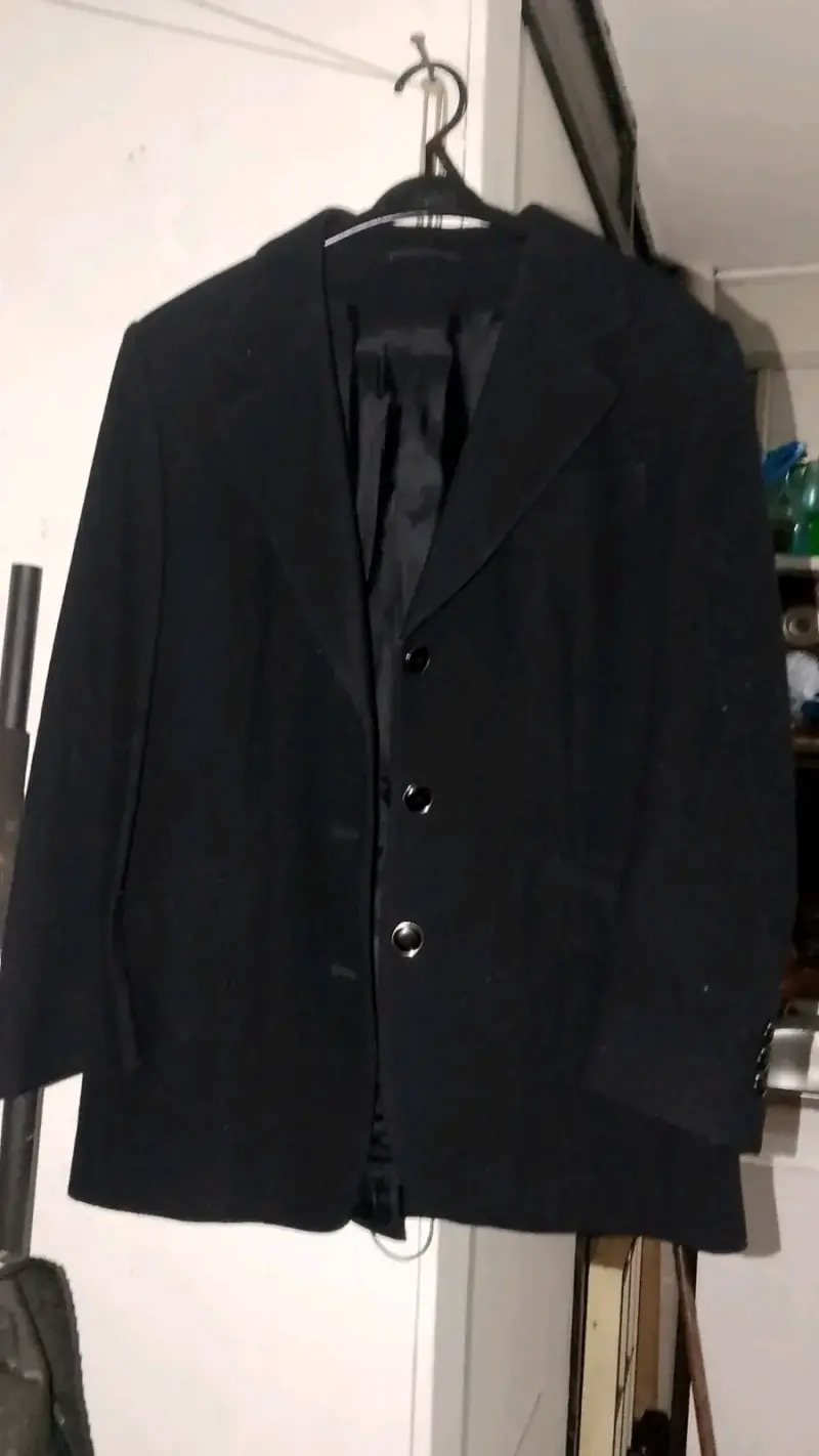 Blazer negro elegante para mujer - 1