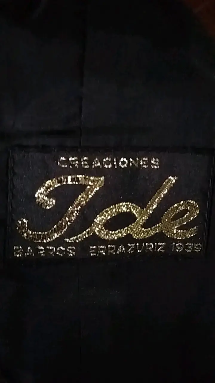 Blazer negro elegante para mujer - 4