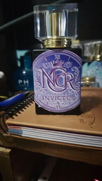 Perfume Invictus para Hombre con Fijación Duradera - miniatura 2