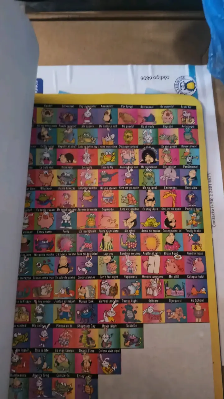 Agenda Pascualina 2024 con diseño colorido - 2