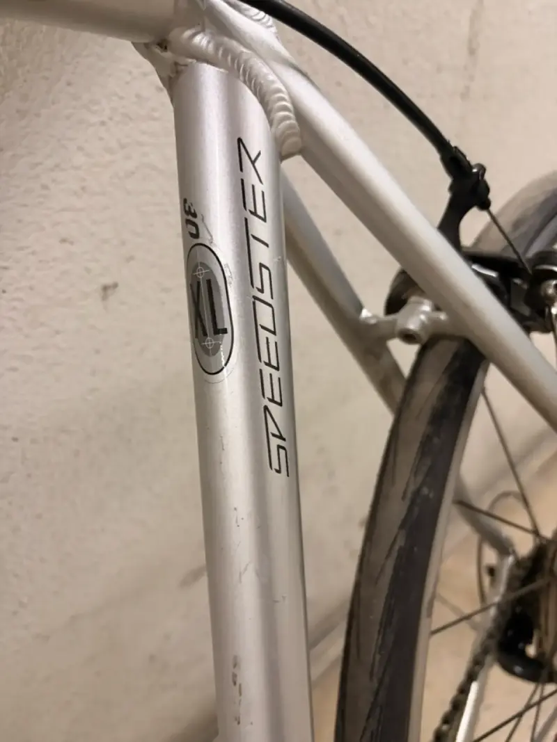 Bicicleta de Ruta Scott Plateada en Buen Estado - 6