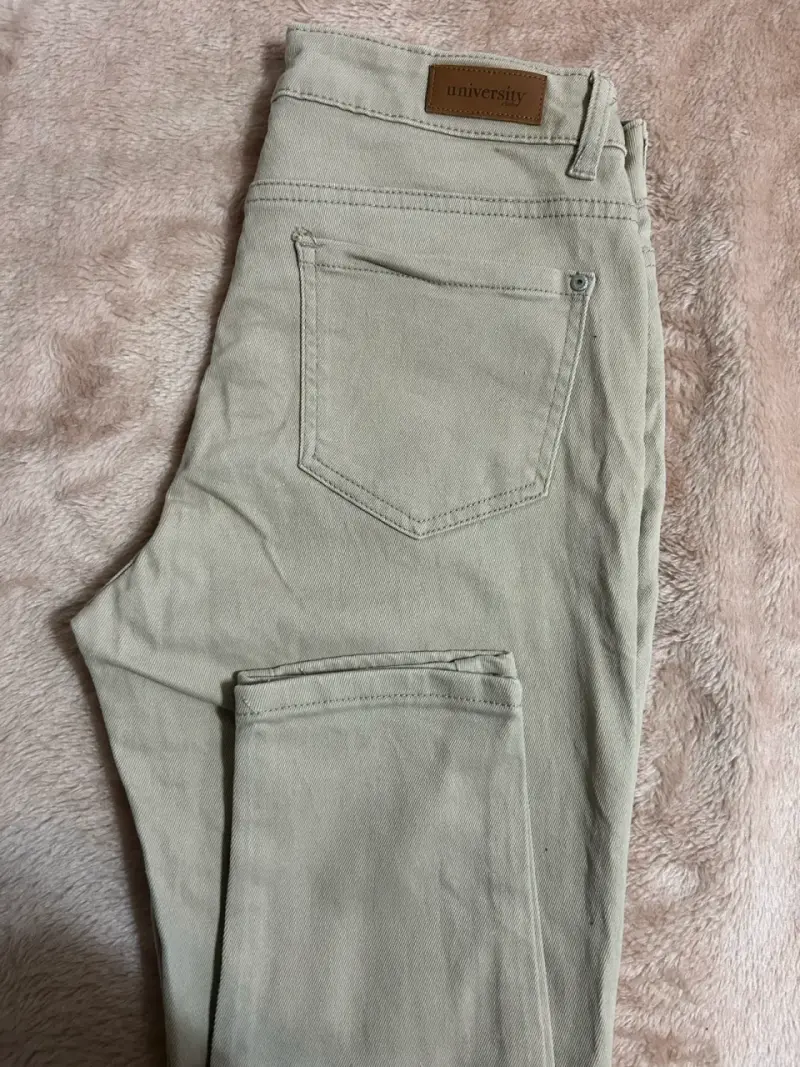 Pantalones beige University - 2