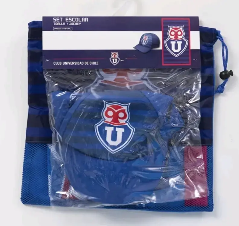 Set Escolar Universidad de Chile Toalla y Jockey - 1
