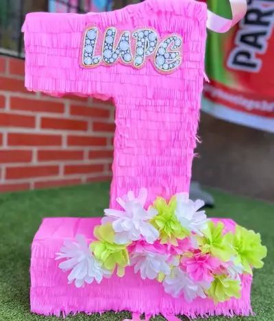 Piñatas de números temáticas infantiles - miniatura 1