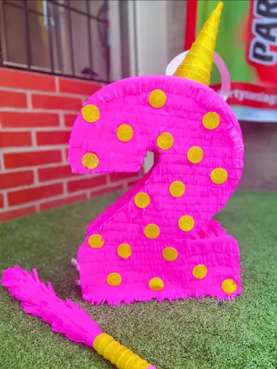 Piñatas de números temáticas infantiles - miniatura 2