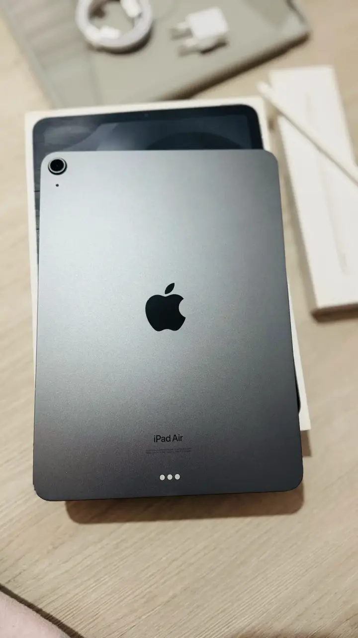 iPad Air M1 - 4