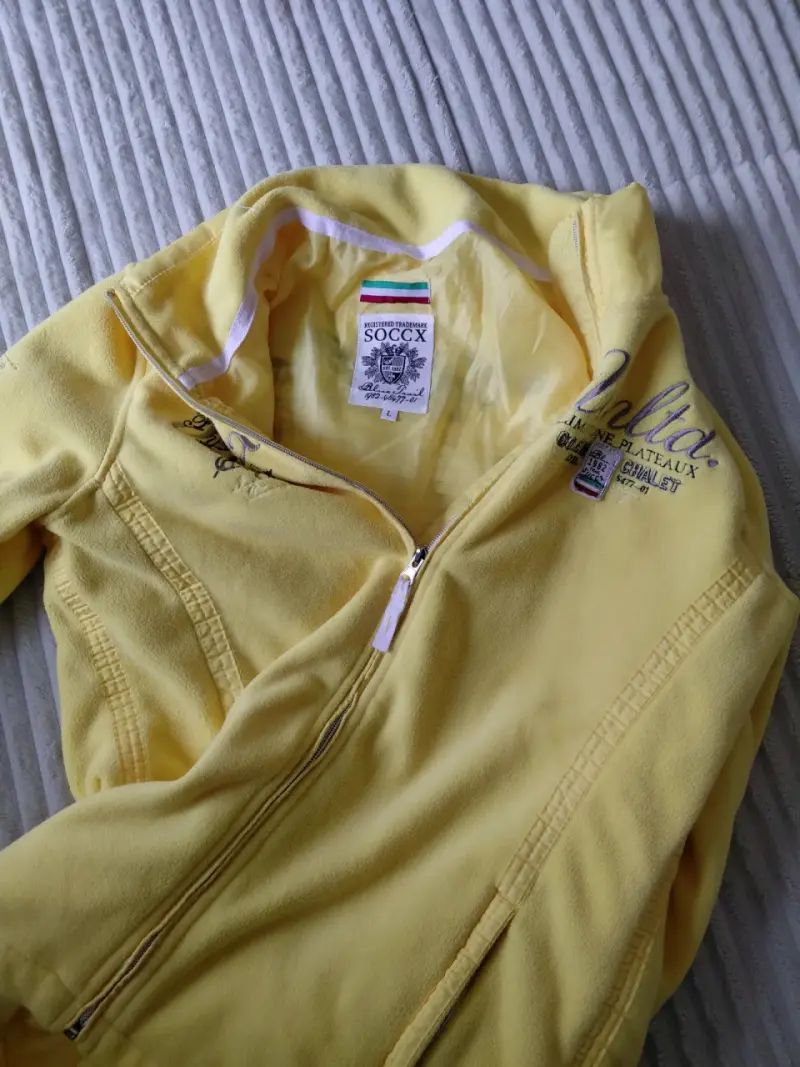 Chaqueta amarilla de polar para mujer Soccx - 3