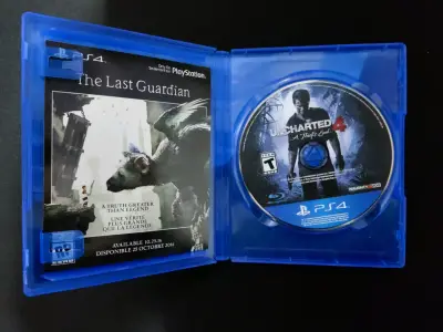 Consola PS4 Slim con juego Uncharted 4 - miniatura 4