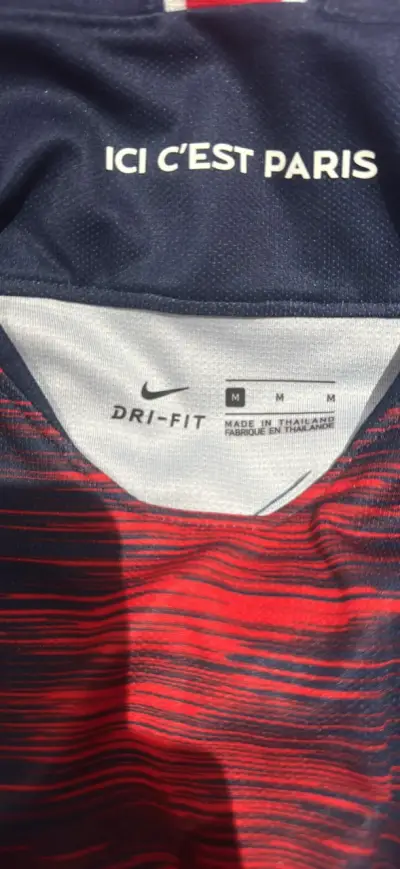 Camiseta PSG Nike Mbappé Talla M - miniatura 3