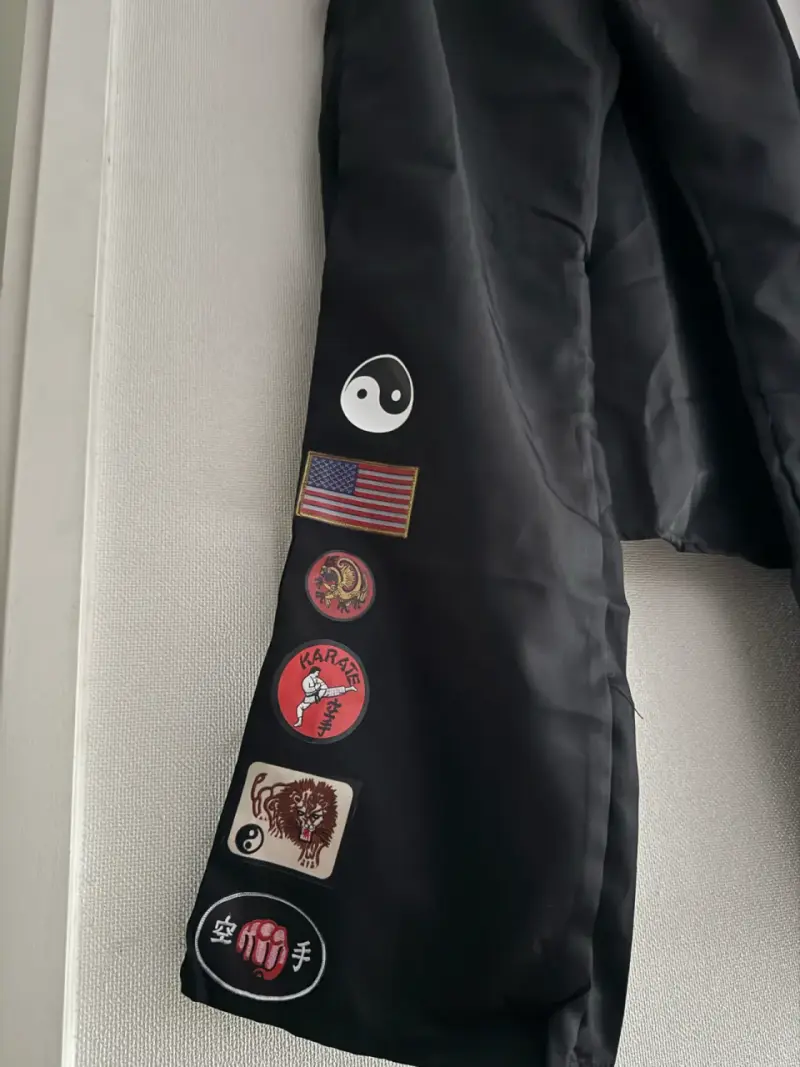 Disfraz Karate Cobra Kai para adultos - 4