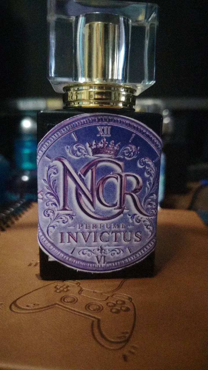 Perfume Invictus para Hombre con Aroma Intenso - 2