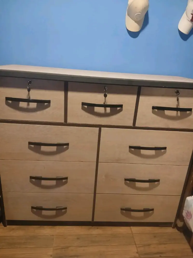 Cómoda de Madera con 8 Cajones - 3