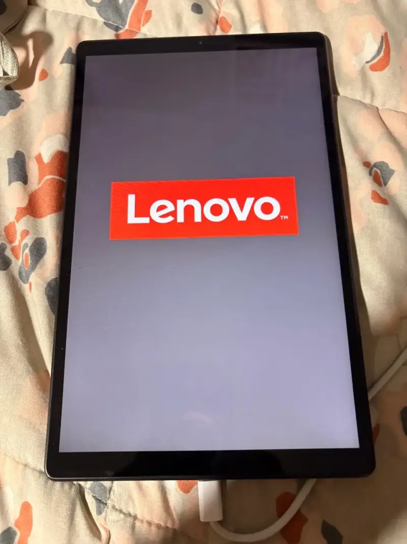 Tablet Lenovo con pantalla grande y diseño elegante - 4