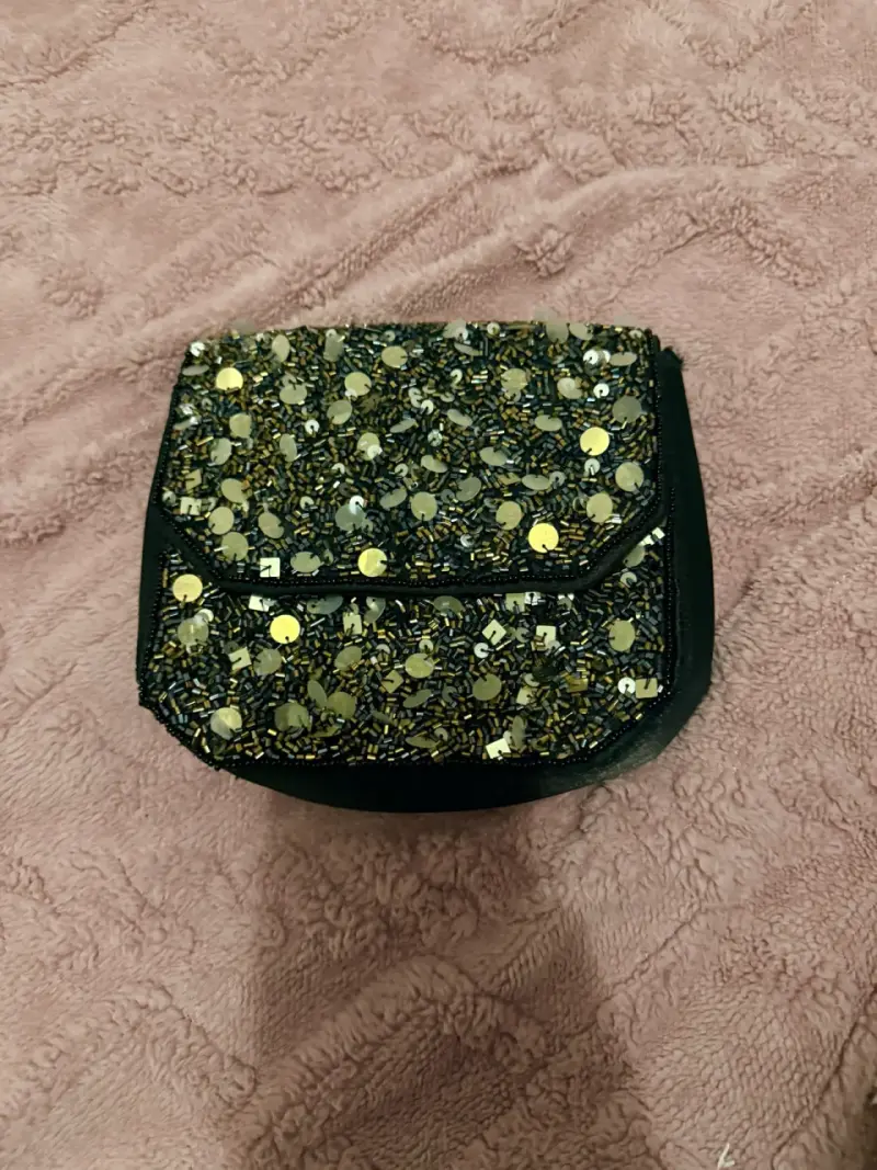 Cartera de fiesta con lentejuelas Lounge