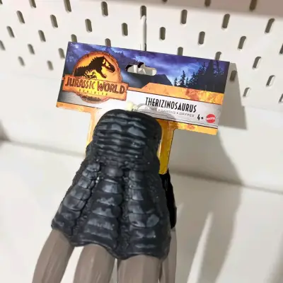 Garras Therizinosaurus Jurassic World Dominion - miniatura 1