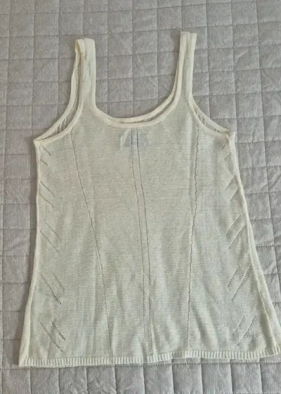 Polera sin mangas tejida color crema - miniatura 4