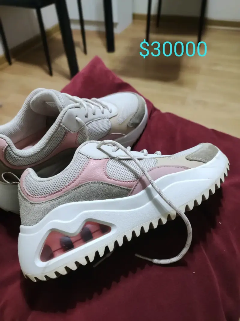 Zapatillas deportivas Skechers mujer color rosa y beige - 1