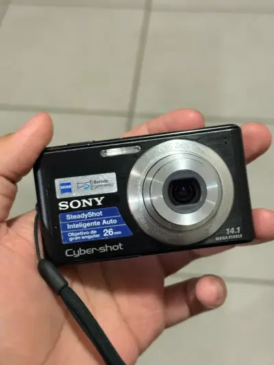 Cámara Sony Cyber-shot 14.1 MP con Zoom Óptico - miniatura 2