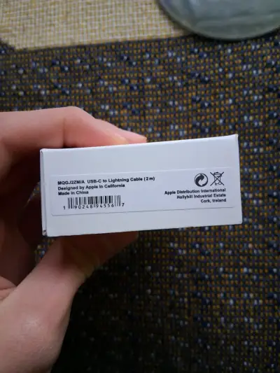 Cable cargador para iphone USB-C a Lightning 2m - miniatura 3