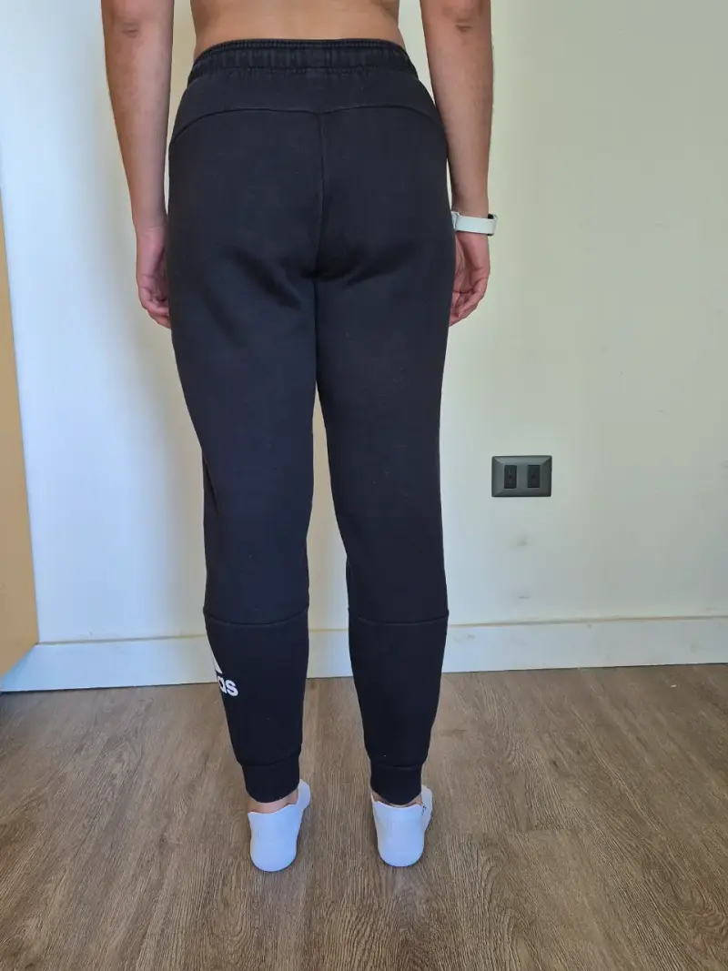 Pantalones deportivos negros Adidas para mujer - 2